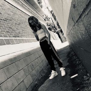 Meet your Posher, Dana